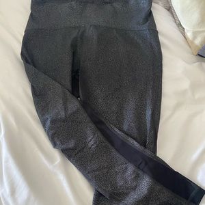 Lululemon train time 7/8 legging foil - like new!